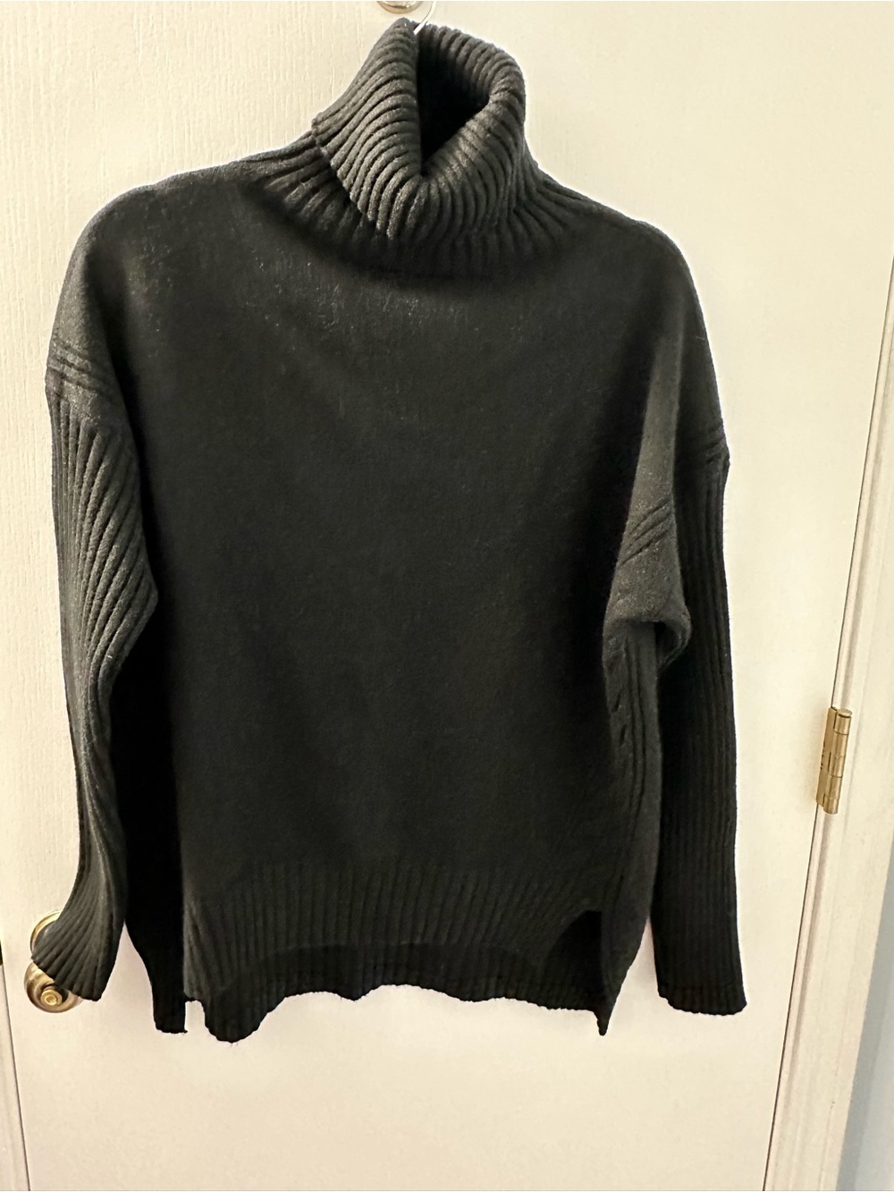 Boutique women’s Black Turtleneck Rib hi-low Sweater